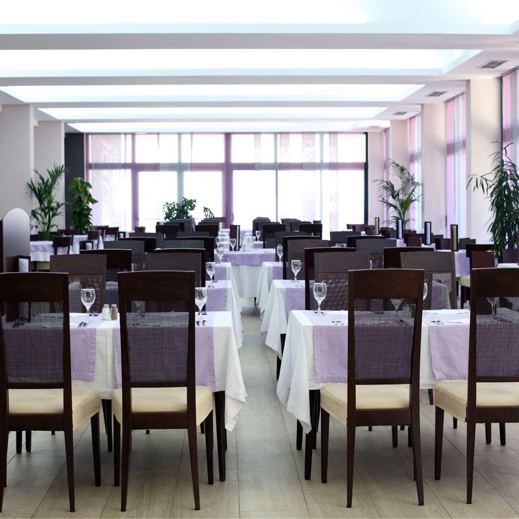 ホテル Aminess Vival Casa Velaris スペタル レストラン 写真